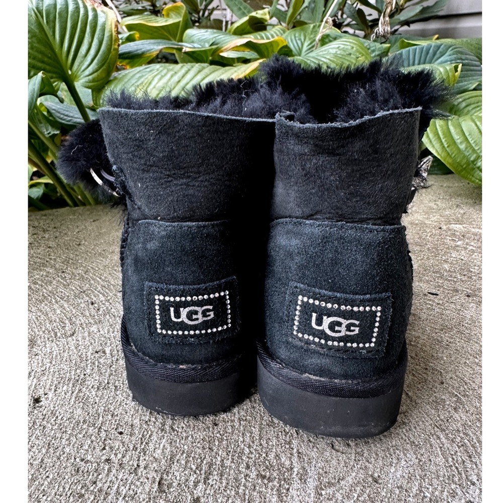 💎💎💎UGG Black ankle boots & BLING Trim💎💎💎